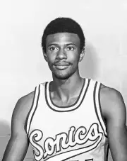 Lee Winfield Of The Seattle Supersonics Poses Old Basketball Photo