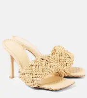 [Bottega Veneta] Bottega Veneta Padded raffia mules AU 9 beige