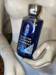 BATH & BODY WORKS ~ FROSTED COCONUT SNOWBALL SHOWER GEL ~ 10 OZ