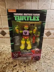 WWE Ninja Superstars Michelangelo as Macho Man Randy Savage TMNT