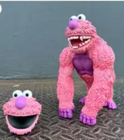 ELMO KONG x Bottleneck Gallery Limited to 100 Hand Painted Resin Figure