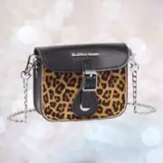Dr. Martens 5 in. Satchel Bag BLACK × LIGHT TAN 41079001 2025 authentic Leopard