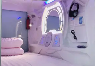 武漢小舍太空艙青年旅舍wuhan small house space capsule