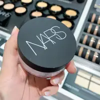 在飛比找蝦皮購物優惠-全新 現貨特價 NARS 裸光蜜粉 散粉 CRYSTAL 1