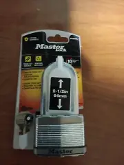Master Lock M15XKADLJ 2-1/2 In. Boron Shackle Magnum Keyed Padlock Key 11N802