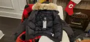 NEW LATEST GREY LABEL EDITION BLACK CANADA GOOSE CHILLIWACK "MED" LADIES JACKET