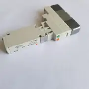 1pcs new SMC solenoid valve VQ1201-51