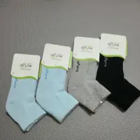 在飛比找蝦皮購物優惠-[免運]aPure除臭專門健康襪4雙尺寸M黑色灰色水藍色22