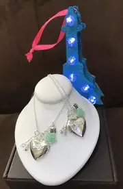 BEST FRIENDS HEART LOCKETS /EIFFEL TOWER CHARM NECKLACE SET (2)