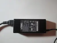 在飛比找Yahoo!奇摩拍賣優惠-LITEON PA-1900-04 筆電變壓器 19.5V 