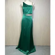 Alice + Olivia Karoline Chain Shoulder Cutout Gown In Emerald Size 10