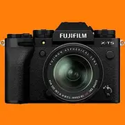 FUJIFILM X-T5 Mirrorless Camera with 18-55mm Lens Black - Brand New