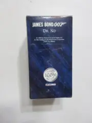 Corgi ICON figures James Bond 007 Dr.No