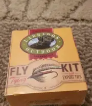 Brand New Factory Sealed Tying Kit with Expert Tips, Fishing labrador Outdoor