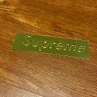 在飛比找蝦皮購物優惠-supreme box logo sticker Gold 