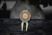 The Masters Red Tournament Ball Marker & Shorty Ahead Divot Tool - Beautiful