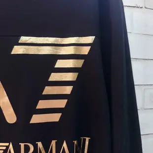 爵尚服飾🔱 Armani EA7 燙金 大logo 👑 長袖 T恤 長T 長袖T 衣服 服飾 休閒服