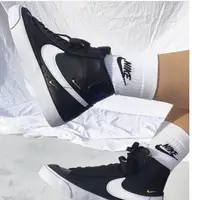 在飛比找蝦皮購物優惠-NIKE BLAZER MID '77 小勾 四勾 高筒 銀