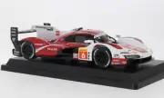 Bburago Porsche 963 2024 Porsche Penske Motorsport #6 1:24