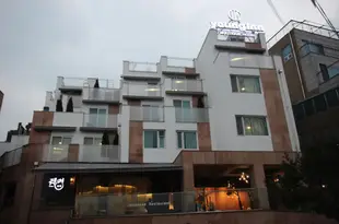 首爾明洞迎人精品酒店The Boutique Hotel Young Inn Seoul