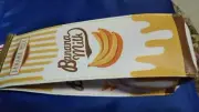 Milk pack type pencil case with banana picture Yellow & White Japan Daiso F/S