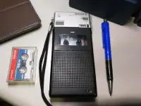 在飛比找Yahoo!奇摩拍賣優惠-古早 罕見的 新力 SONY M-102 迷你 卡帶 錄放音