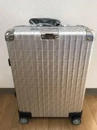 在飛比找旋轉拍賣優惠-RIMOWA X 33L FENDI芬迪行李箱九成新
