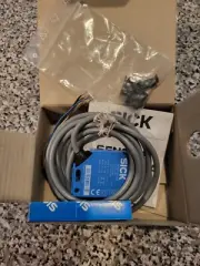 SICK WT12-2P110 PHOTOELECTRIC PROXIMITY SENSOR