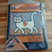 Vintage Suzanne McNeill Rag Rug Kit 18x24 Cat on Blue 3006 Kit