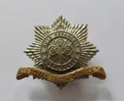BRITISH ARMY CAP BADGE. THE 4th. ROYAL IRISH DRAGOON GUARDS. ( 006. )