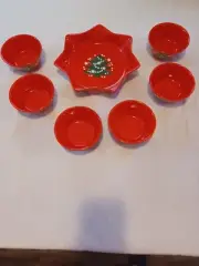 Waechtersbach Christmas Tree Star-Shaped Serving Dish With 6 Dessert/Soup Bowls
