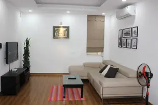 二徵夫人郡的3臥室公寓 - 90平方公尺/2間專用衛浴SMTHOMES - Modern 3BR Apartment with a River View