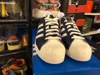 在飛比找Yahoo!奇摩拍賣優惠-全新 adidas Originals SUPERSTAR 