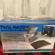 Amaco Pasta Machine For Use With Polymer Clays And Soft Metal Sheets Zz