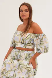 Blue Print Crop Top Short Sleeve Shirred Back