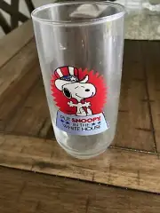 Vintage Peanuts “Put Snoopy In The White House” Snoopy Glass