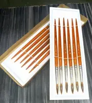 Red sable Germany pointy brushes 1 Dozen short handle new old stock # 9