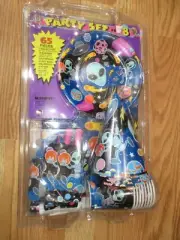 Alien Encounter Party Set 65pc Birthday Party Supplies Vintage Unique NOS