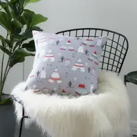在飛比找momo購物網優惠-【IN-HOUSE】純棉抱枕-印第安熊(50x50cm)