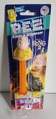 Gunter Pig Pez Candy & Dispenser Sing 2 Card NIP
