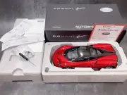 AUTOart Pagani Huayra (Red) AutoArt PAGANI HUAYRA RED 1/18 die cast with closu
