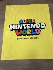 Super Nintendo World Universal Studio Hollywood Blanket Mario Luigi bowser ￼