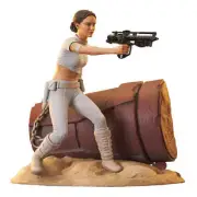 Star Wars Padme Episode II Attack of The Clones Statue Collection 9” Statue