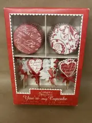 Cupcake Kit by Meri go Round 24 Baking Cups & 24 Toppers You're my Cupcake