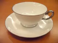 在飛比找Yahoo!奇摩拍賣優惠-日本製 OKURA 白金鑲邊咖啡杯組 1客/2pcs