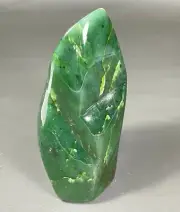 1050gram Tumble freeform top Quality crystals tower Nephrite Jade 1PC decoration