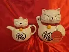 LUCKY CAT TEAPOT/ LUCKY CAT COOKIE JAR BUNDLE. WORLD MARKET BLACK..NEW.. 2 PIECE