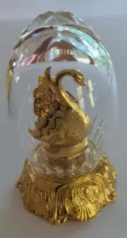 2x Lenox CRYSTAL GLASS EGG Gold Metal SWAN INSIDE on GOLDEN Base