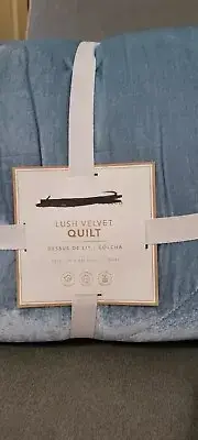 Pottery Barn Teen Lush Velvet Quilt Teal Blue Twin / Twin XL NEW