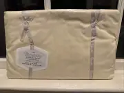 NEW VINTAGE Wamsutta Eyelet Supercale Plus Light Beige DOUBLE FITTED Sheet